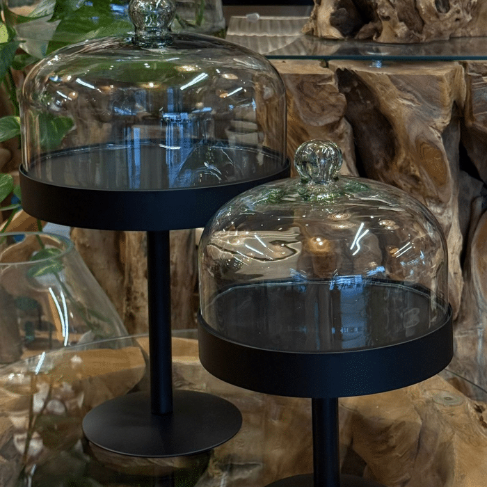 פעמון עוגה גבוהה שחור