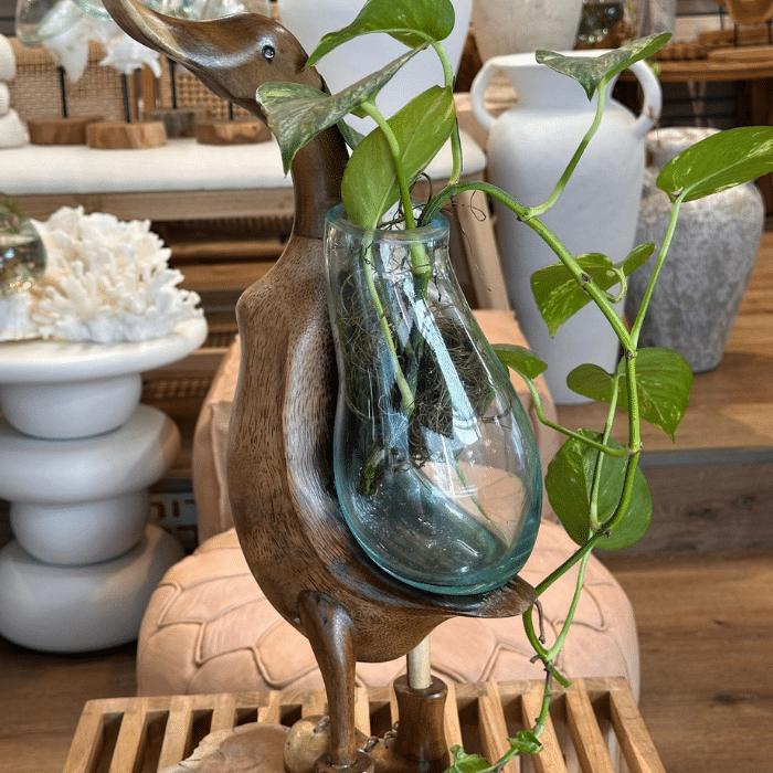 ניפוח זכוכית- ברווז מעץ