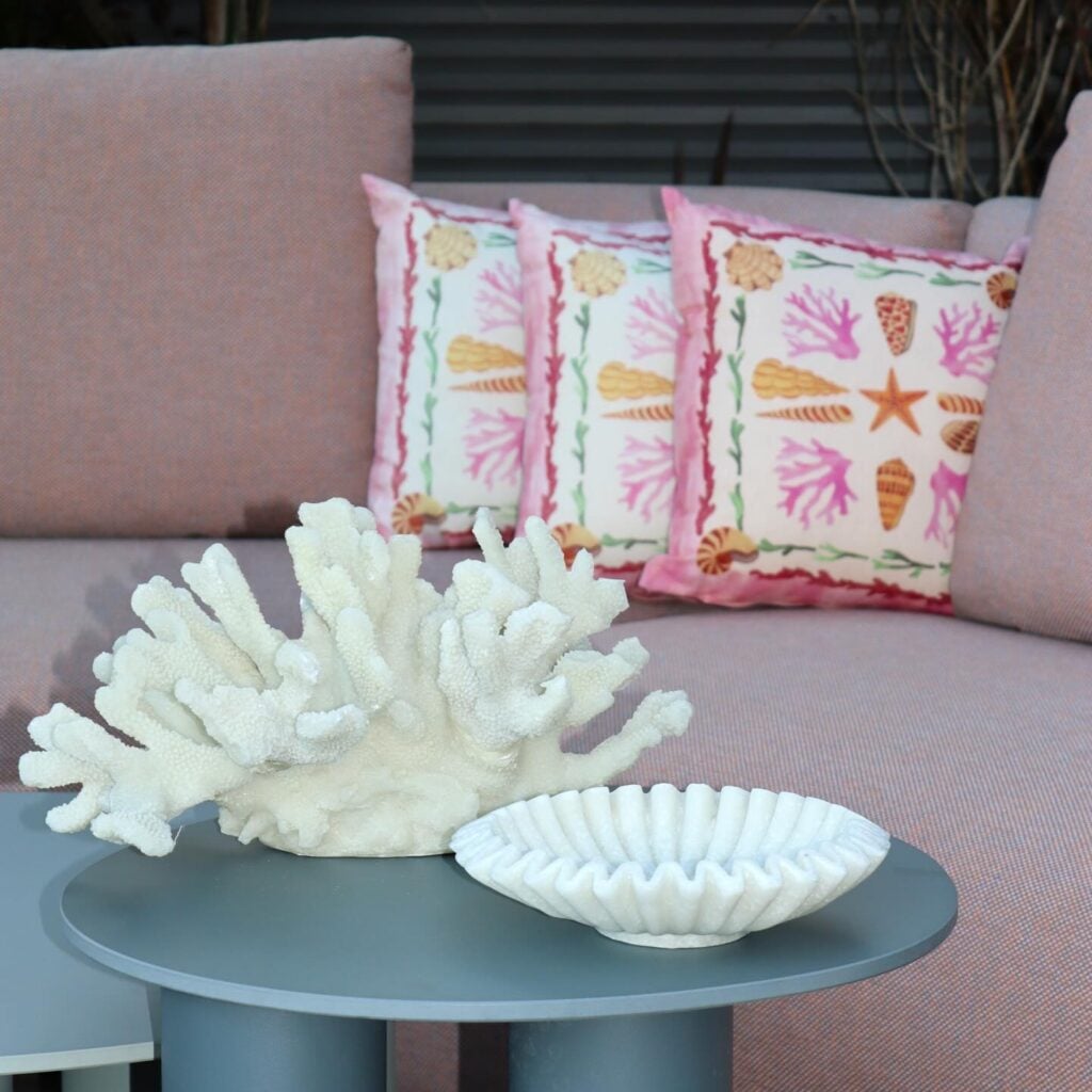 Instagram post from shirly_home_style. This post is in position 6.