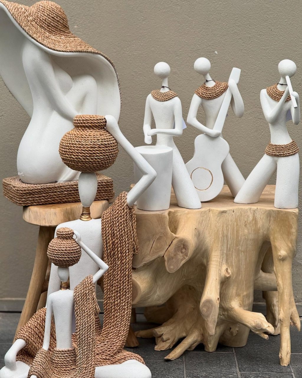 Instagram post from shirly_home_style. This post is in position 10.
